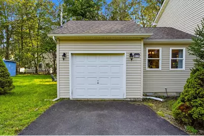 1070 Country Place Drive, Coolbaugh Twp, PA 18466 - Photo 43