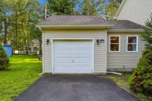 1070 Country Pl Dr, Coolbaugh Twp, PA 18466 - Photo 43