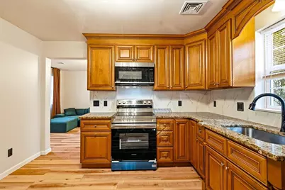 1070 Country Place Drive, Coolbaugh Twp, PA 18466 - Photo 11
