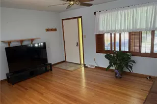 1335 Jefferson St, Hellertown Boro, PA 18055 - Photo 3