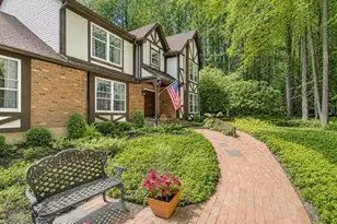 5333 Hickory Cir, Stroudsburg, PA 18360 - Photo 5