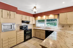 5333 Hickory Cir, Stroudsburg, PA 18360 - Photo 25