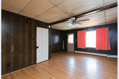 28 W Smith Street, Topton, PA 19562 - Photo 3