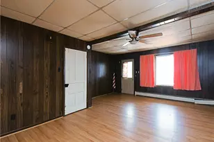 28 W Smith St, Topton, PA 19562 - Photo 3