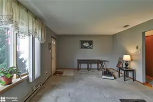 907 Barbara Dr, Coplay Boro, PA 18037 - Photo 13