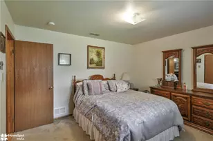 907 Barbara Dr, Coplay Boro, PA 18037 - Photo 35