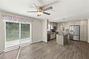 22 Sandpiper Dr, Washington Twp, PA 19505 - Photo 5
