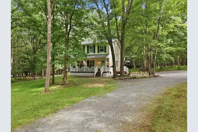 38 Payallup Trail, Penn Forrest, PA 18210 - Photo 3