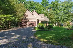 215 Piney Woods Dr, Penn Forrest, PA 18229 - Photo 55