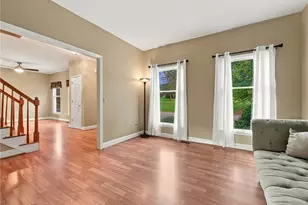 271 Kurt Dr, Upper Nazareth, PA 18064 - Photo 15