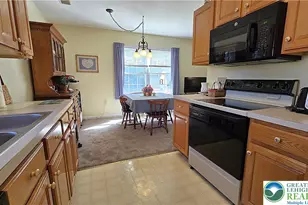 3131 E Church Cir, Whitehall Township, PA 18052 - Photo 9
