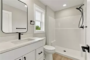 822 Hunter St, North Catasauqua Bor, PA 18032 - Photo 23