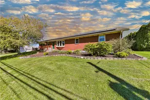 5518 Louise Ln, East Allen Township, PA 18067 - Photo 3