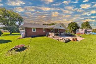 5518 Louise Ln, East Allen Township, PA 18067 - Photo 17