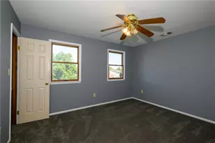 606 Buckingham Dr, Northampton Boro, PA 18067 - Photo 33