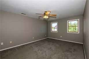 606 Buckingham Dr, Northampton Boro, PA 18067 - Photo 23