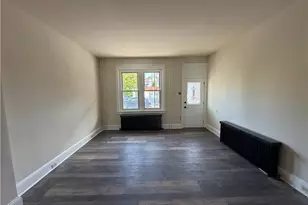 722 N Clewell St, Fountain Hill Boro, PA 18015 - Photo 7