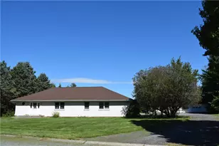 4035 Devonshire Rd, Bethlehem Township, PA 18020 - Photo 1