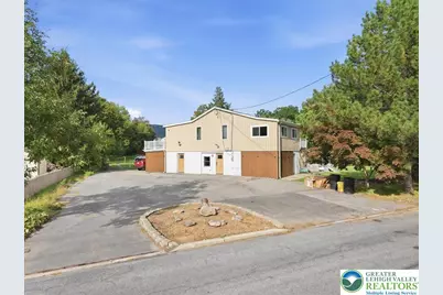 136 E West Street, Wind Gap Boro, PA 18091 - Photo 3