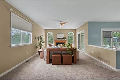 6440 Eichler Circle, Coopersburg Boro, PA 18036 - Photo 7