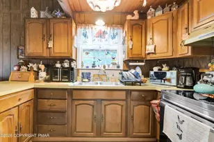 2128 Apley Dr, Bushkill, PA 18324 - Photo 13