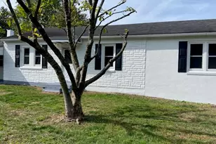 1033 Walt Rd, Upper Hanover Twp, PA 18073 - Photo 3