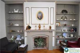 241 Spring Garden St, Easton, PA 18042 - Photo 9