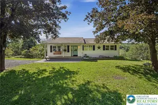 413 Stony Brook Dr, Stroudsburg, PA 18360 - Photo 1