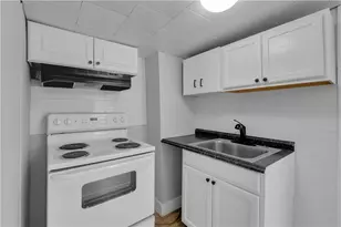 149 W Ridge St, Lansford, PA 18232 - Photo 5