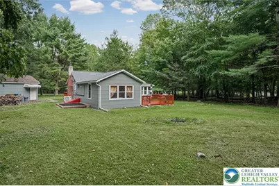 105 Chariton Drive, East Stroudsburg, PA 18301 - Photo 5