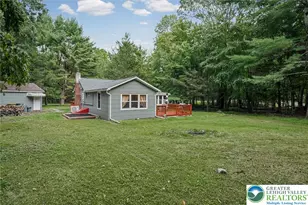 105 Chariton Dr, East Stroudsburg, PA 18301 - Photo 5