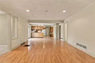 1285 Clearview Cir, Lower Macungie Township, PA 18103 - Photo 23