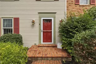 1285 Clearview Cir, Lower Macungie Township, PA 18103 - Photo 3