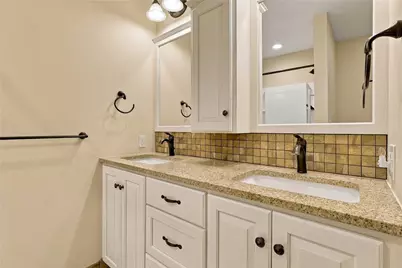 1285 Clearview Circle, Lower Macungie Township, PA 18103 - Photo 11