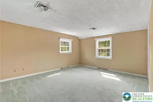 1285 Clearview Cir, Lower Macungie Township, PA 18103 - Photo 33
