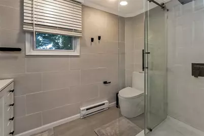 2102 W Broad Street, Bethlehem City, PA 18018 - Photo 17
