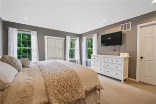 7080 Periwinkle Dr, Lower Macungie Township, PA 18062 - Photo 25