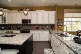 4097 Rutz Ln, South Whitehall Township, PA 18104 - Photo 11