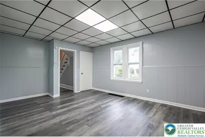 739 Broadway, Bangor, PA 18013 - Photo 17