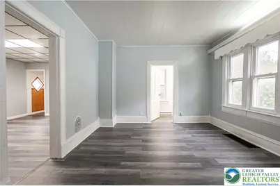 739 Broadway, Bangor, PA 18013 - Photo 9