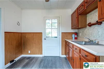 739 Broadway, Bangor, PA 18013 - Photo 21