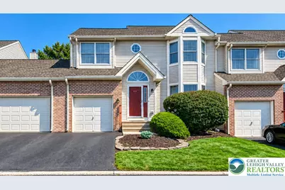 237 Ridings Circle, Macungie Boro, PA 18062 - Photo 1