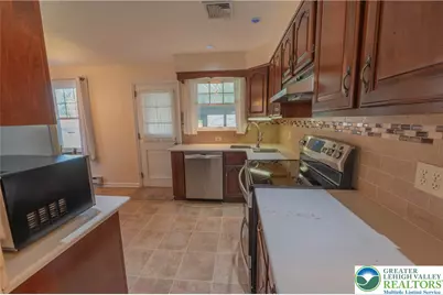 425 3rd Street, Emmaus Boro, PA 18049 - Photo 5