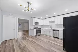 810 S 10th St, Allentown City, PA 18103 - Photo 7