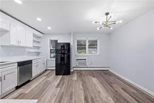 810 S 10th St, Allentown City, PA 18103 - Photo 5