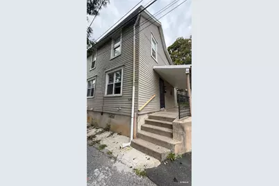 620 Martins Lane, Bethlehem City, PA 18018 - Photo 3