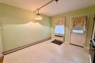 4874 Cherry Ln, Upper Saucon Township, PA 18034 - Photo 9