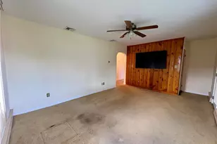 4874 Cherry Ln, Upper Saucon Township, PA 18034 - Photo 11
