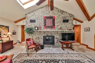 3141 Douglas Rd, Salisbury Township, PA 18103 - Photo 15