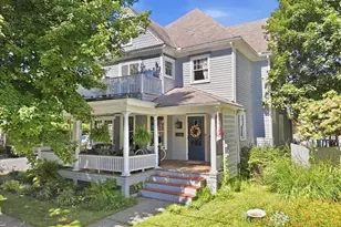 526 Scott St, Stroudsburg, PA 18360 - Photo 1